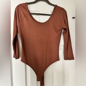 BODY SUIT • WOMENS • MEDIUM • BANANA REPUBLIC